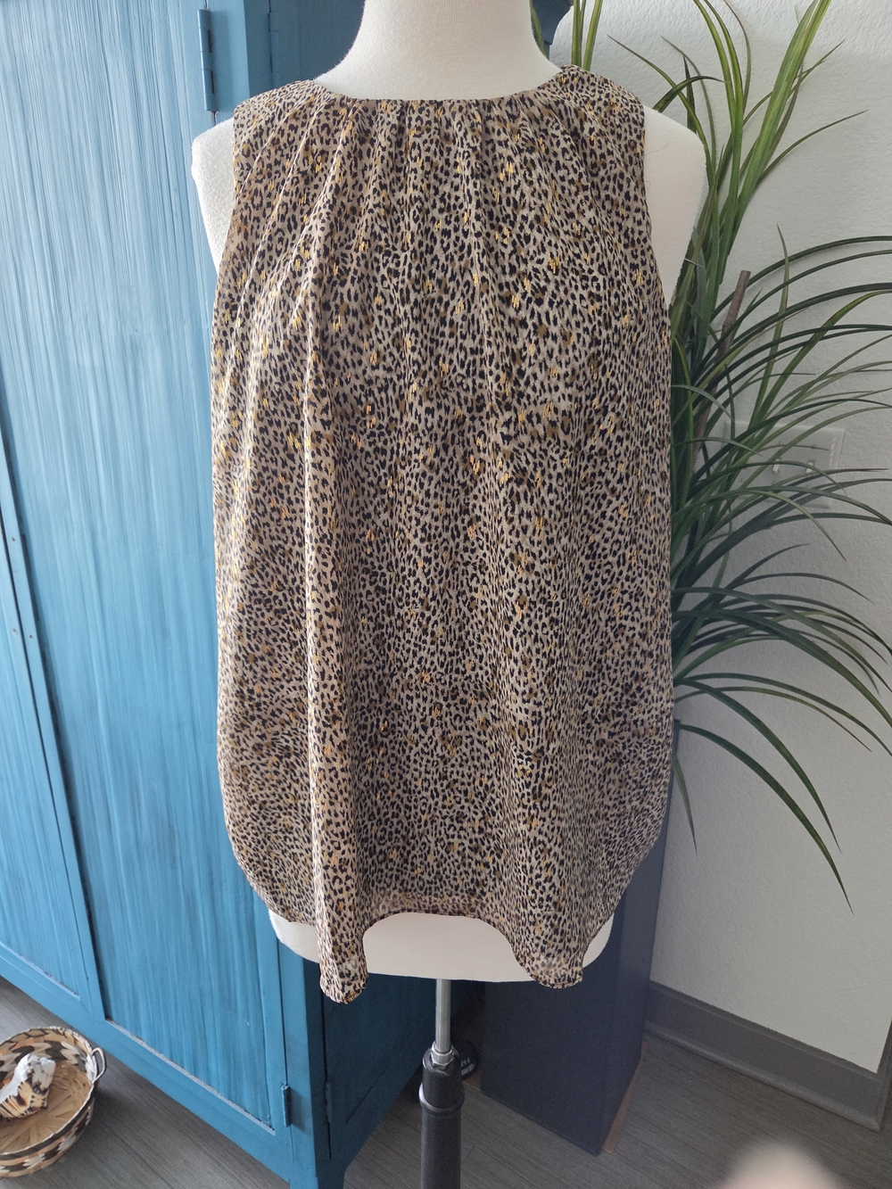 Vince Camuto Brown Leopard Print Sleeveless Top